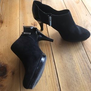 Black heeled suede booties